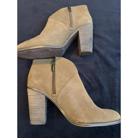 Vince Camuto Franell Cognac Suede Leather Zip‎ High Heel Ankle Boots Size 8.5 - Picture 2 of 5